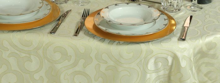 Tablelinen-hotel-banquet-ballroom-napkins-restaurant--wedding-colors-usa-table-cloths-round-5-star-USA-Europe-Middle-East